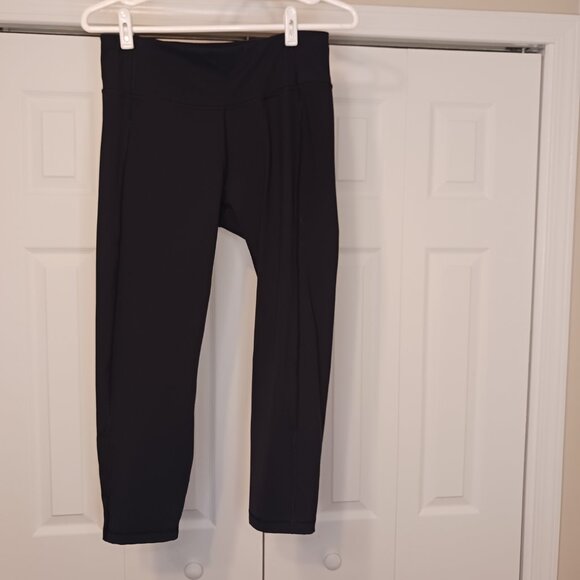 3/$18 - All in Motion Black Leggings Size Medium - Picture 1 of 6